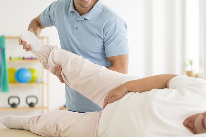 Physiotherapy treatment to hip arthritis 